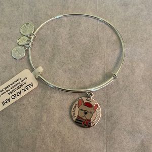 COPY - New with tags‼️